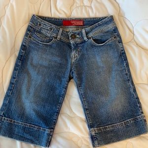 GUESS capri/bermuda denim shorts